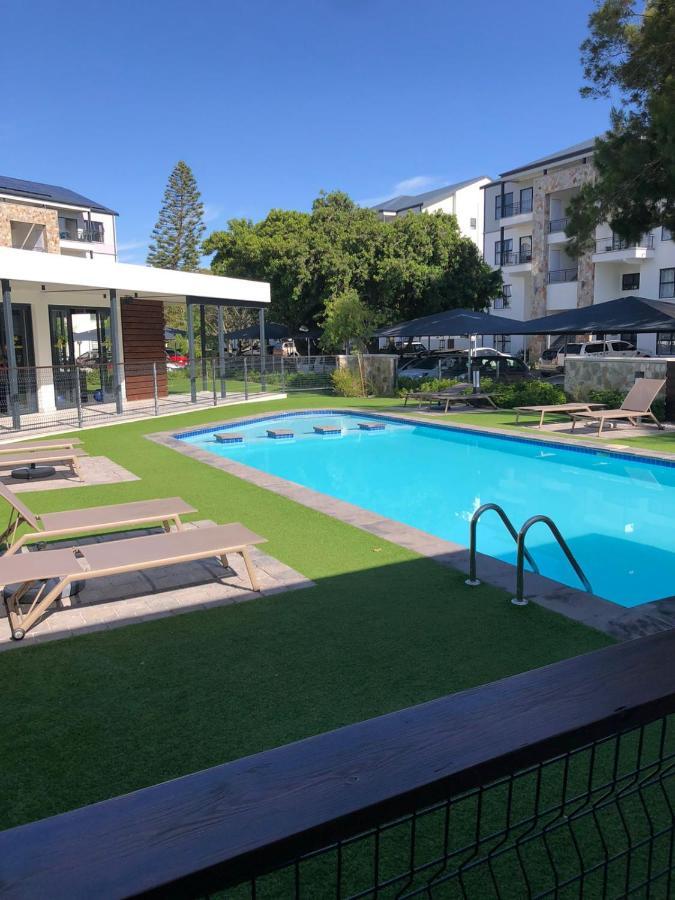 Luxury One Bedroom Apartment Somerset West Exterior photo