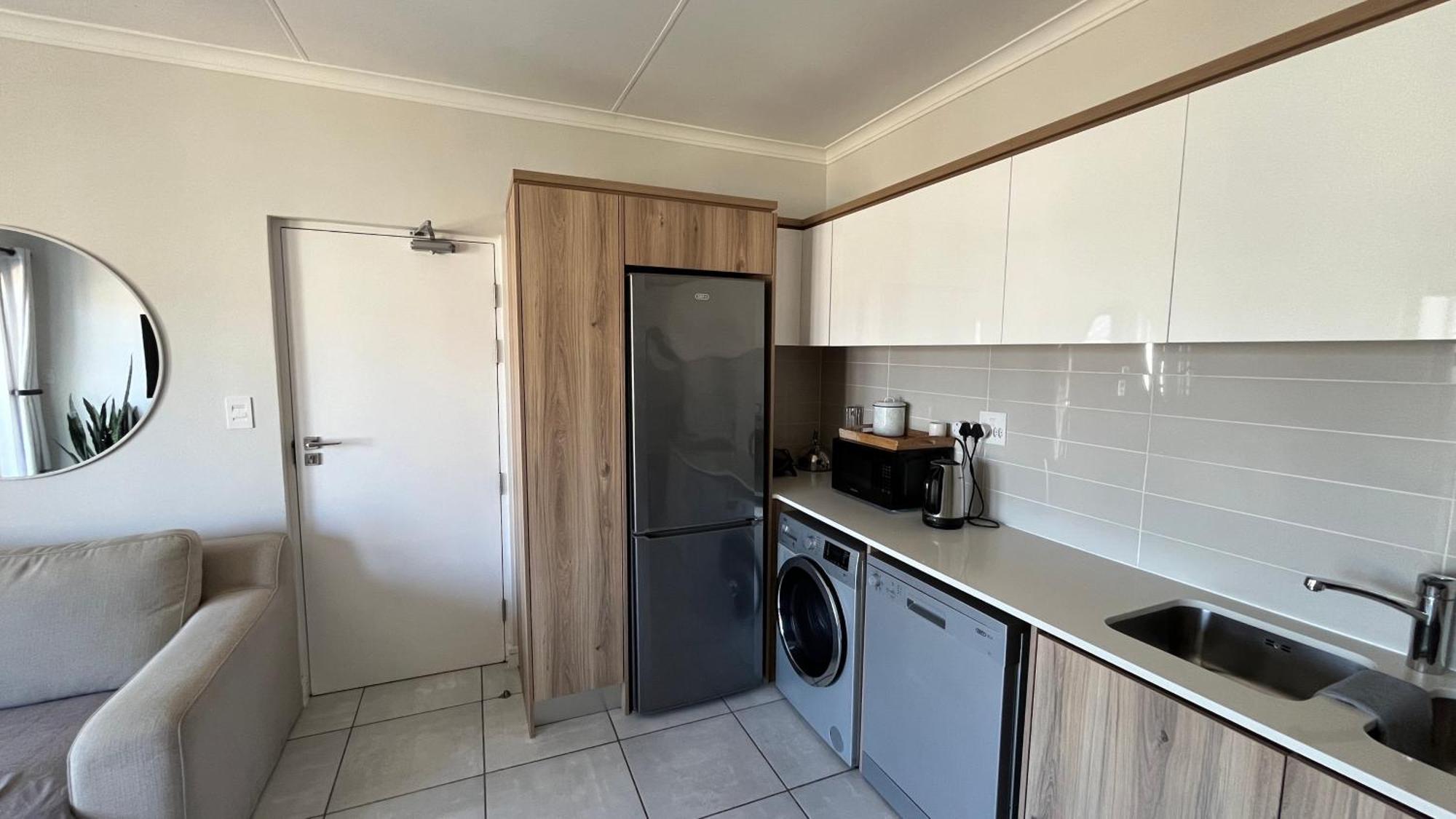 Luxury One Bedroom Apartment Somerset West Exterior photo