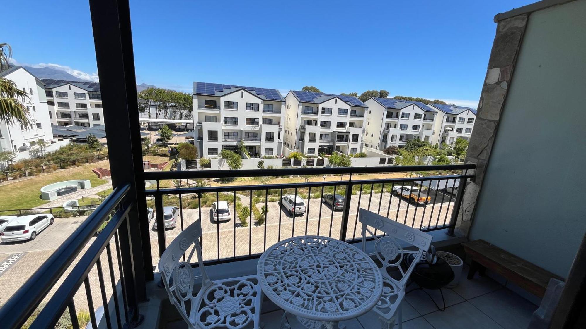 Luxury One Bedroom Apartment Somerset West Exterior photo